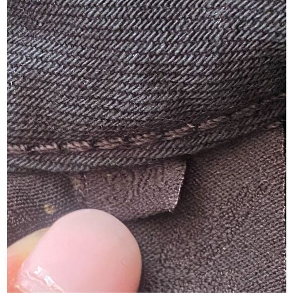 Robin’s Jean Mens Black Distressed Jeans w/ Studded Detail - Picture 14 of 16